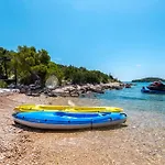 Holiday home Cozy And Chic Little House With Pool Ivinj - 4 Tisno