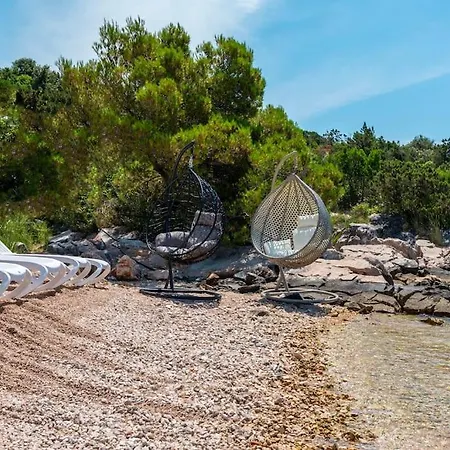 Holiday home Cozy And Chic Little House With Pool Ivinj - 4