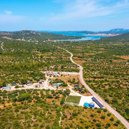 Cozy And Chic Little House With Pool Ivinj - 4 Tisno