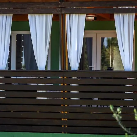 Cozy And Chic Little House With Pool Ivinj - 4 Holiday home