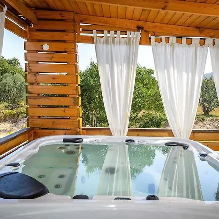 Holiday home Cozy And Chic Little House With Pool Ivinj - 4