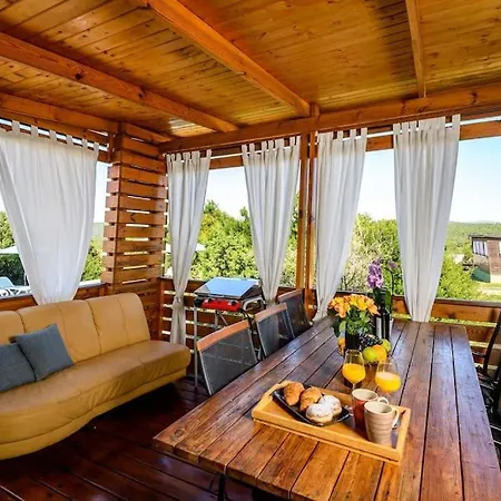 Holiday home Cozy And Chic Little House With Pool Ivinj - 4