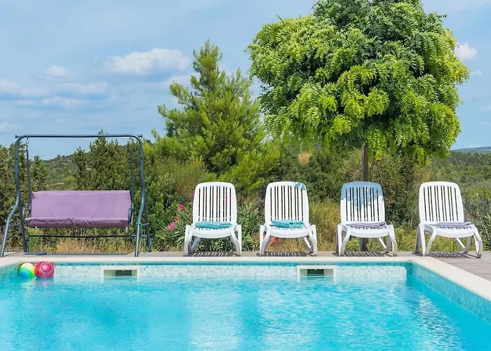 Cozy And Chic Little House With Pool Ivinj - 4 펜션 티스노