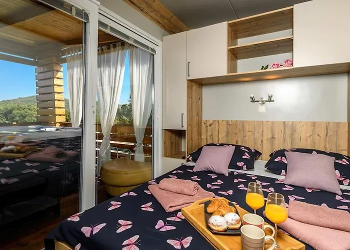 펜션 Cozy And Chic Little House With Pool Ivinj - 4 *