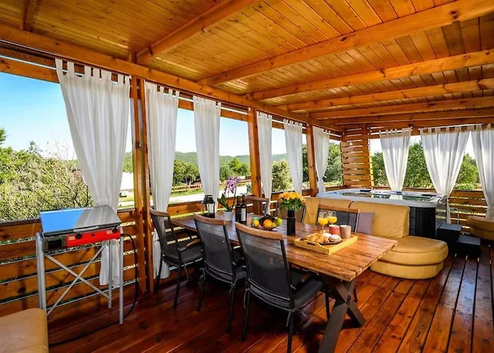 펜션 Cozy And Chic Little House With Pool Ivinj - 4 *